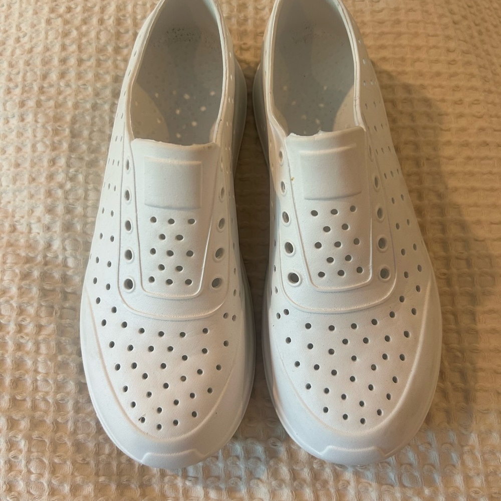 White Perforated Slip-On Sneakers. EVA waterproof/anti slip. Size 41. White.